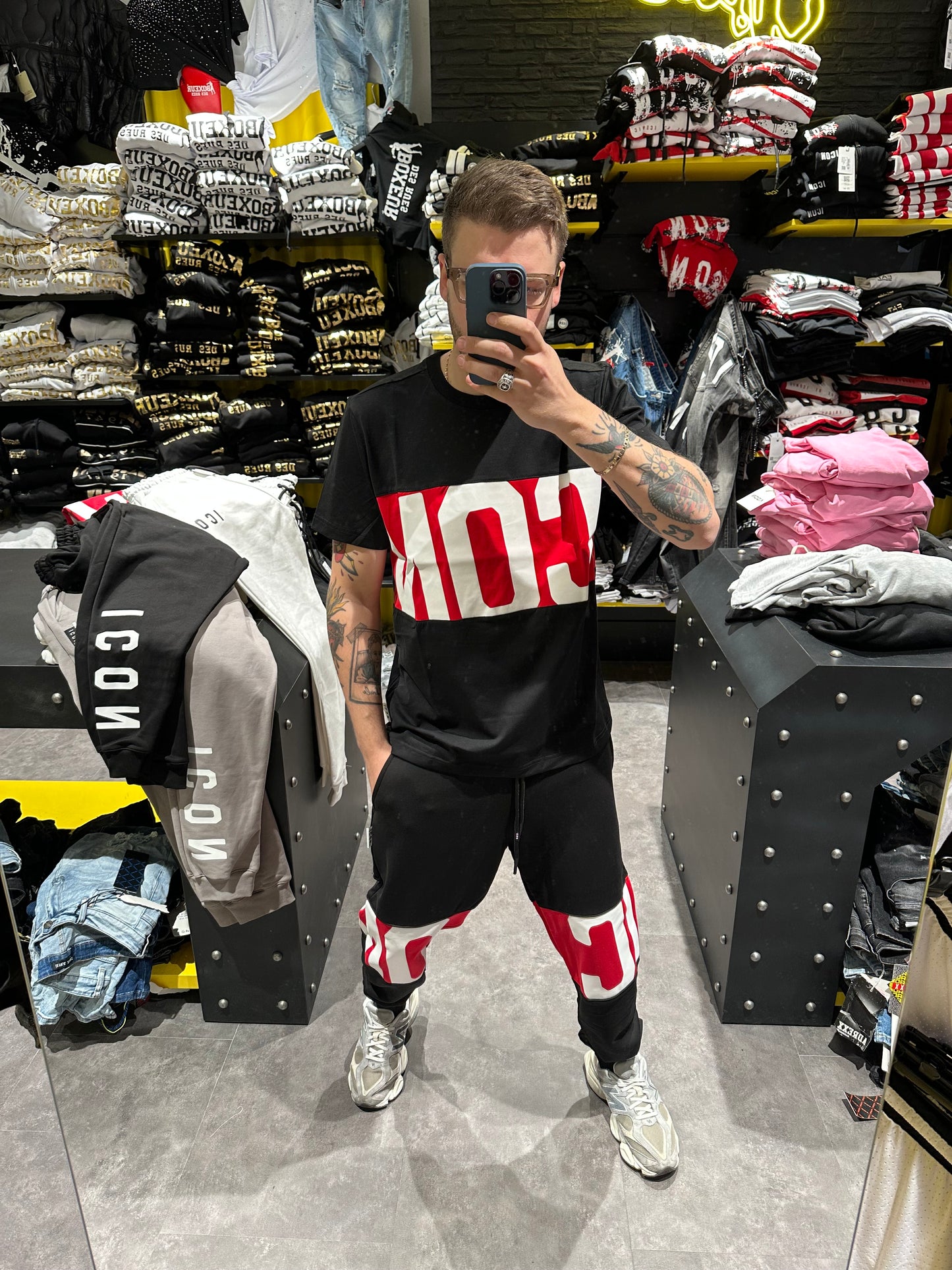 T-shirt Icon red stripe