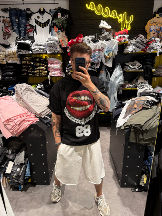 T-shirt crop trap